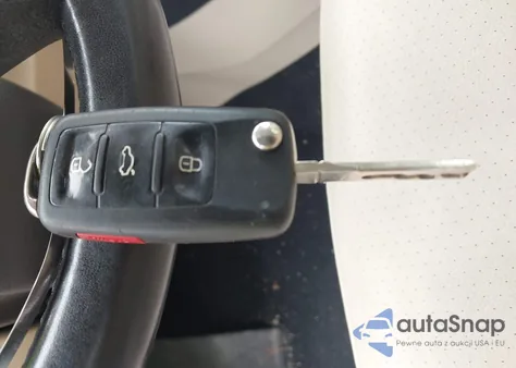 2013 Volkswagen Jetta Sportwagen 2.0L Tdi z USA, uszkodzony, nr VIN 3VWPL7AJ2DM624923